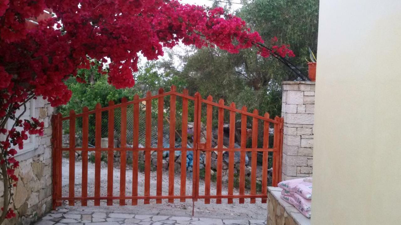 Villa Loulaki Magazia Paxi Arvanitakeika Luaran gambar