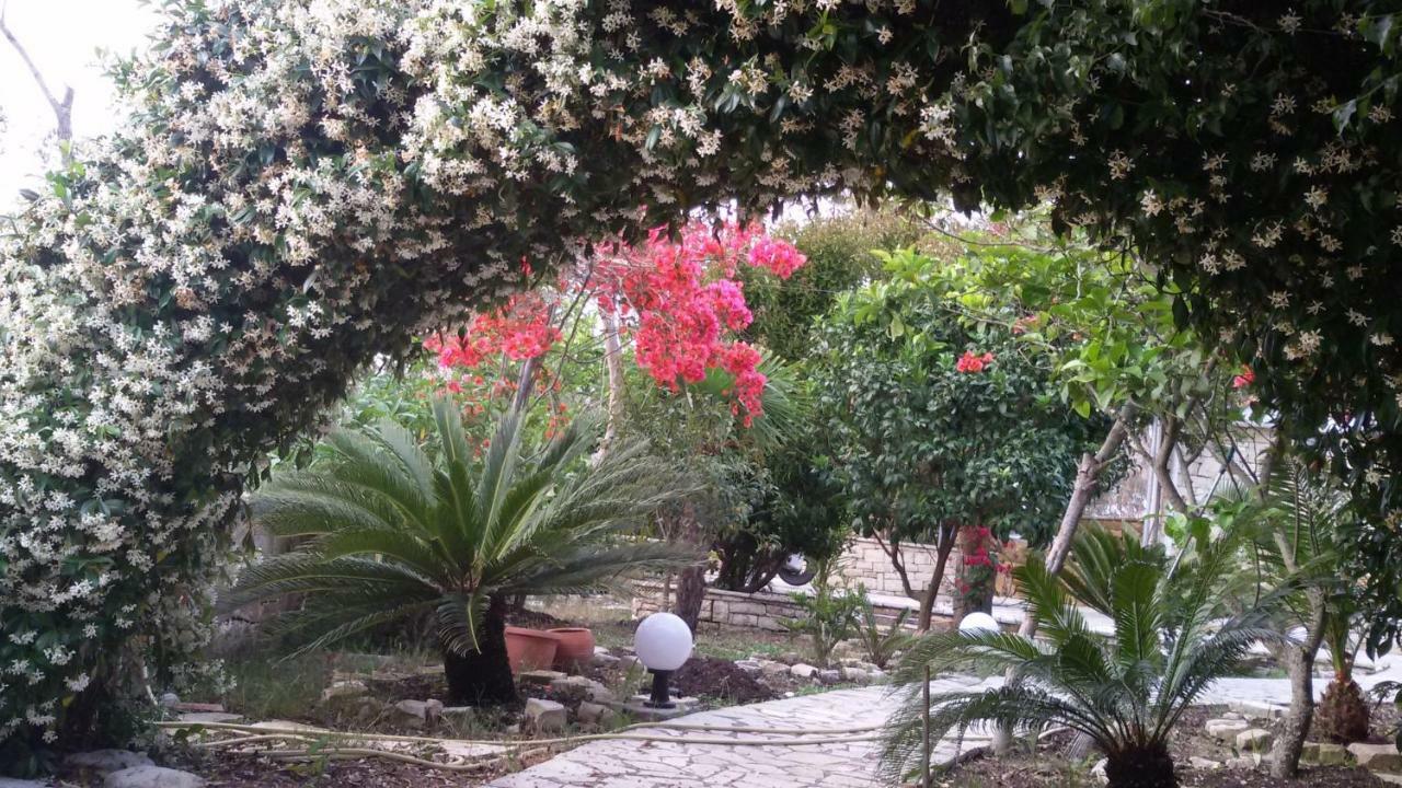 Villa Loulaki Magazia Paxi Arvanitakeika Luaran gambar