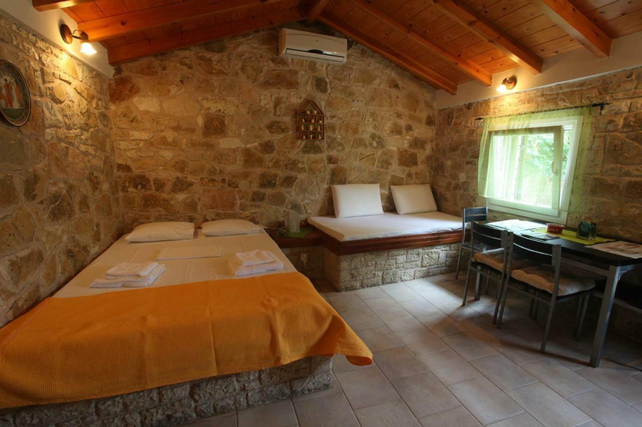 Villa Loulaki Magazia Paxi Arvanitakeika Luaran gambar