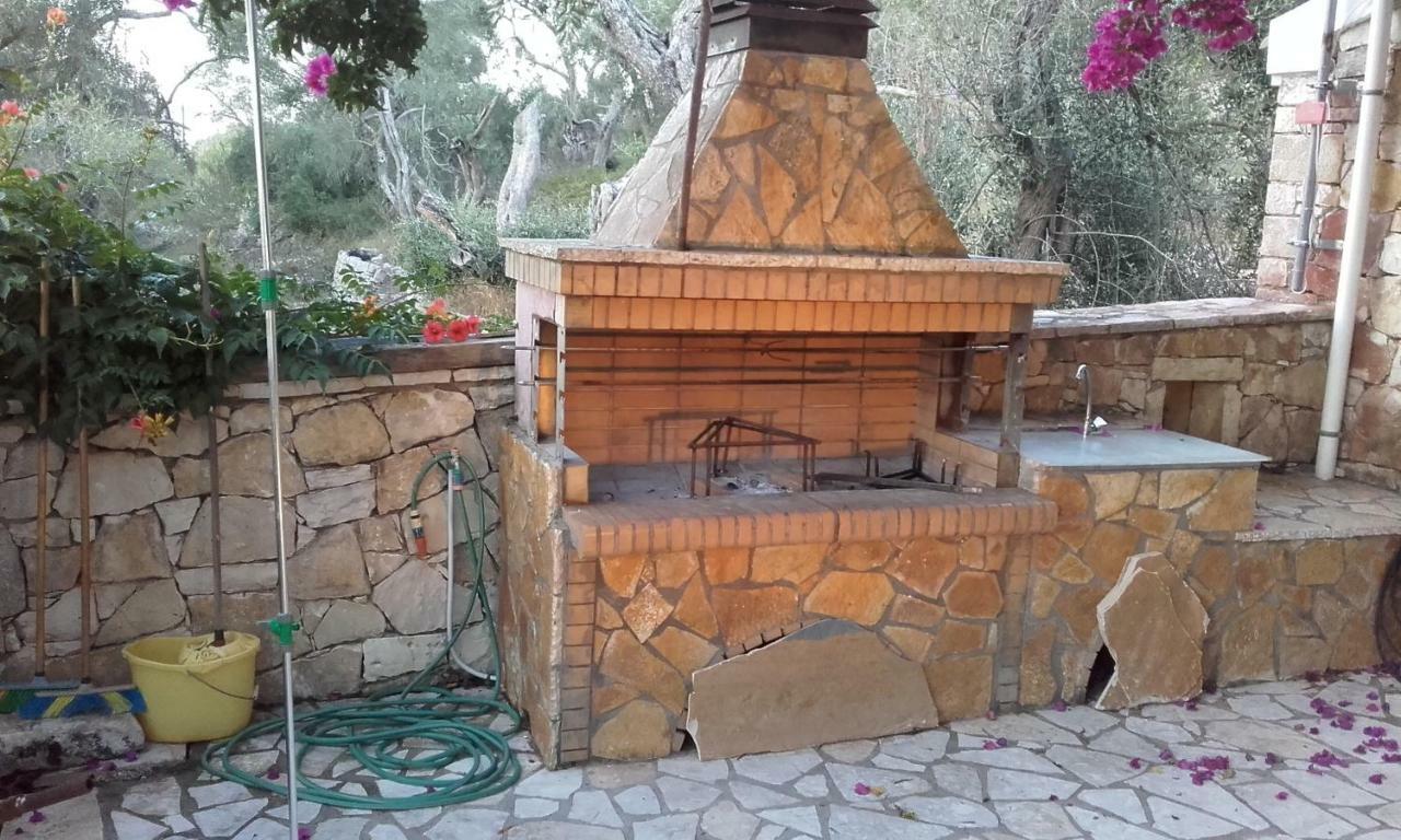 Villa Loulaki Magazia Paxi Arvanitakeika Luaran gambar